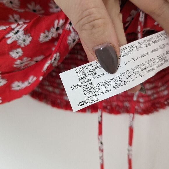 Zara red white floral ruched cinch tie front smocked cap sleeve crop top - Picture 4 of 6